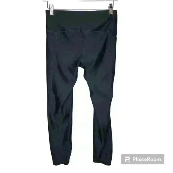 Under Armour women's compression tights black cropped leggings size medium - Picture 2 of 7